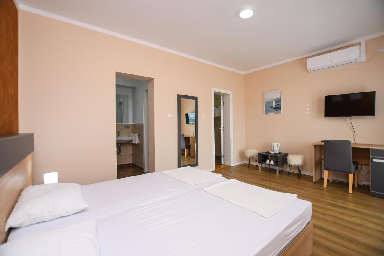 Danubiana Apartments 5 Kladovo Exteriér fotografie